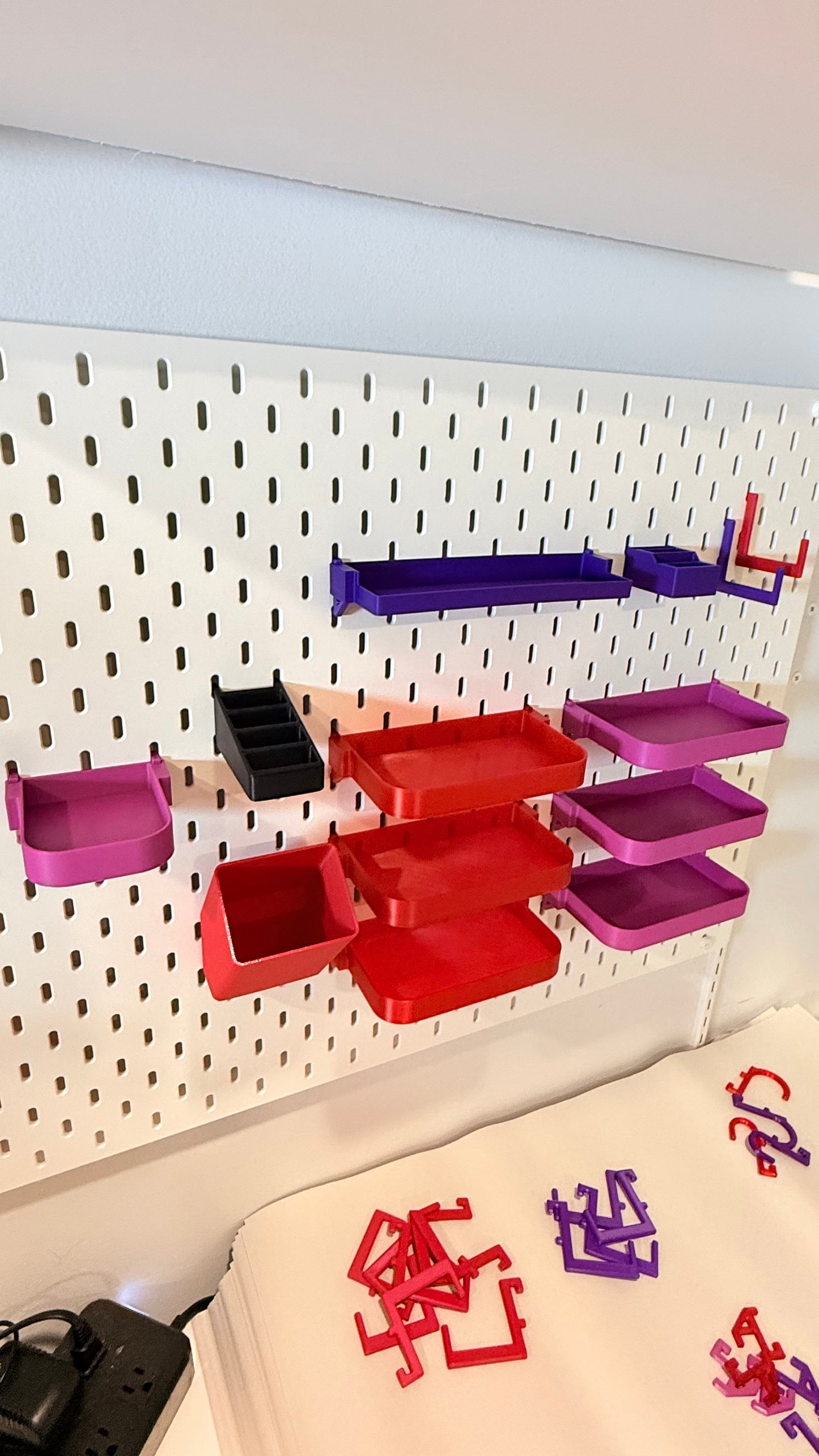 Shelves for IKEA SKADIS and RASKOG
