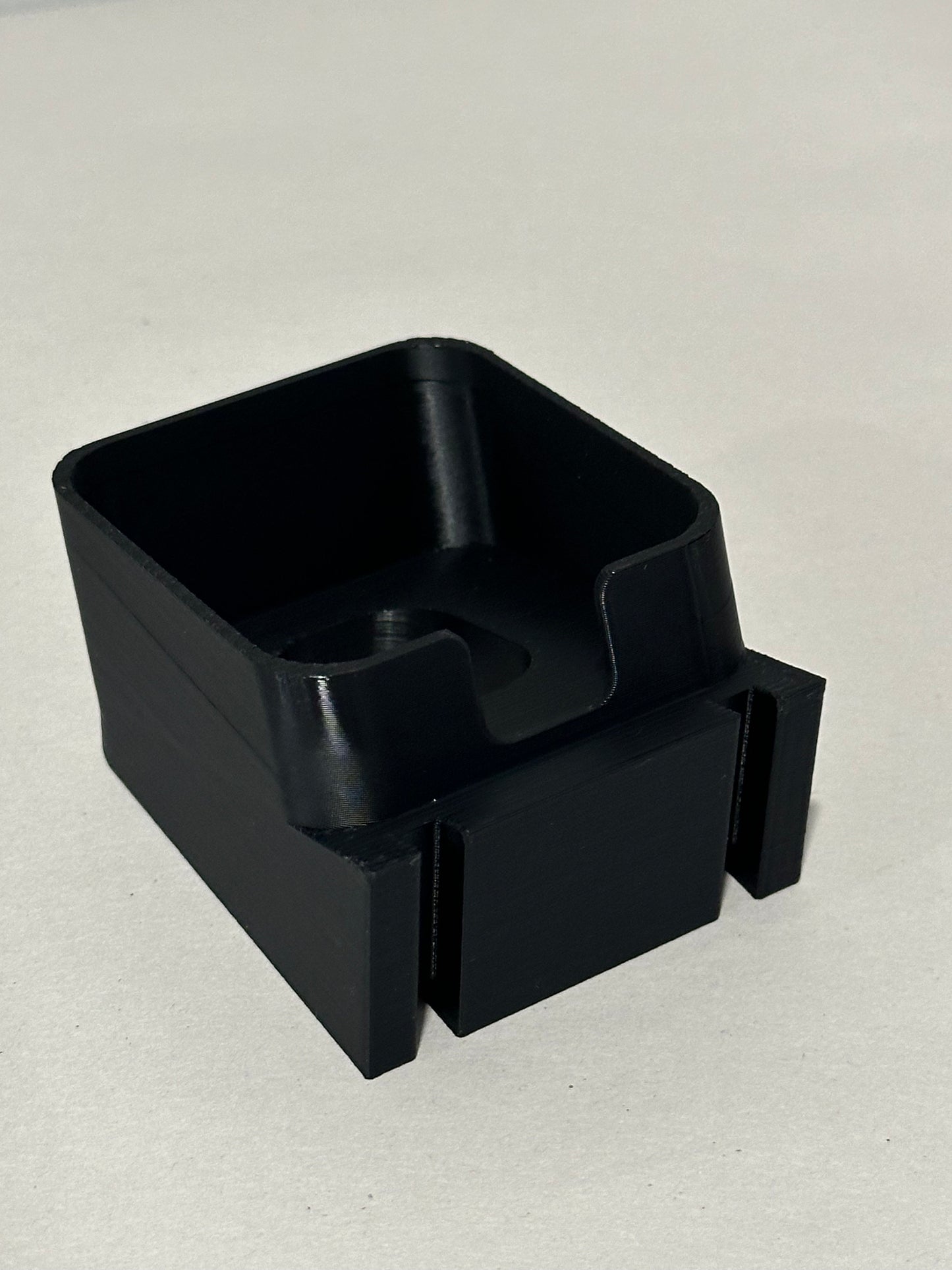 Xbox Elite Controller Series 2 Charging Base Mount for IKEA SKADIS Pegboard