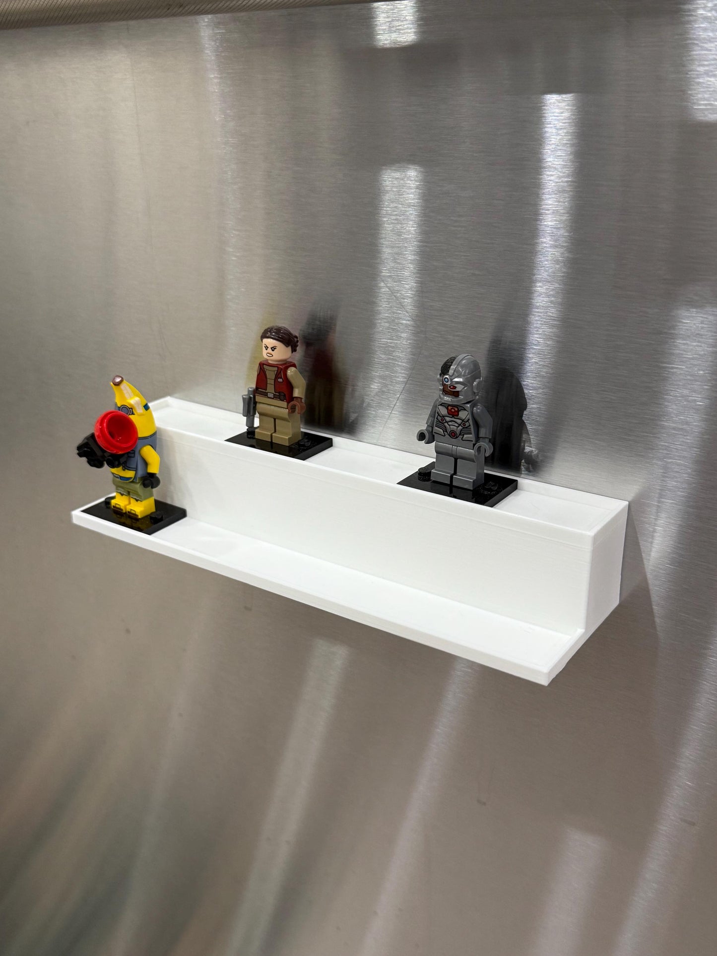 Magnetic LEGO Minifigure Display Shelf