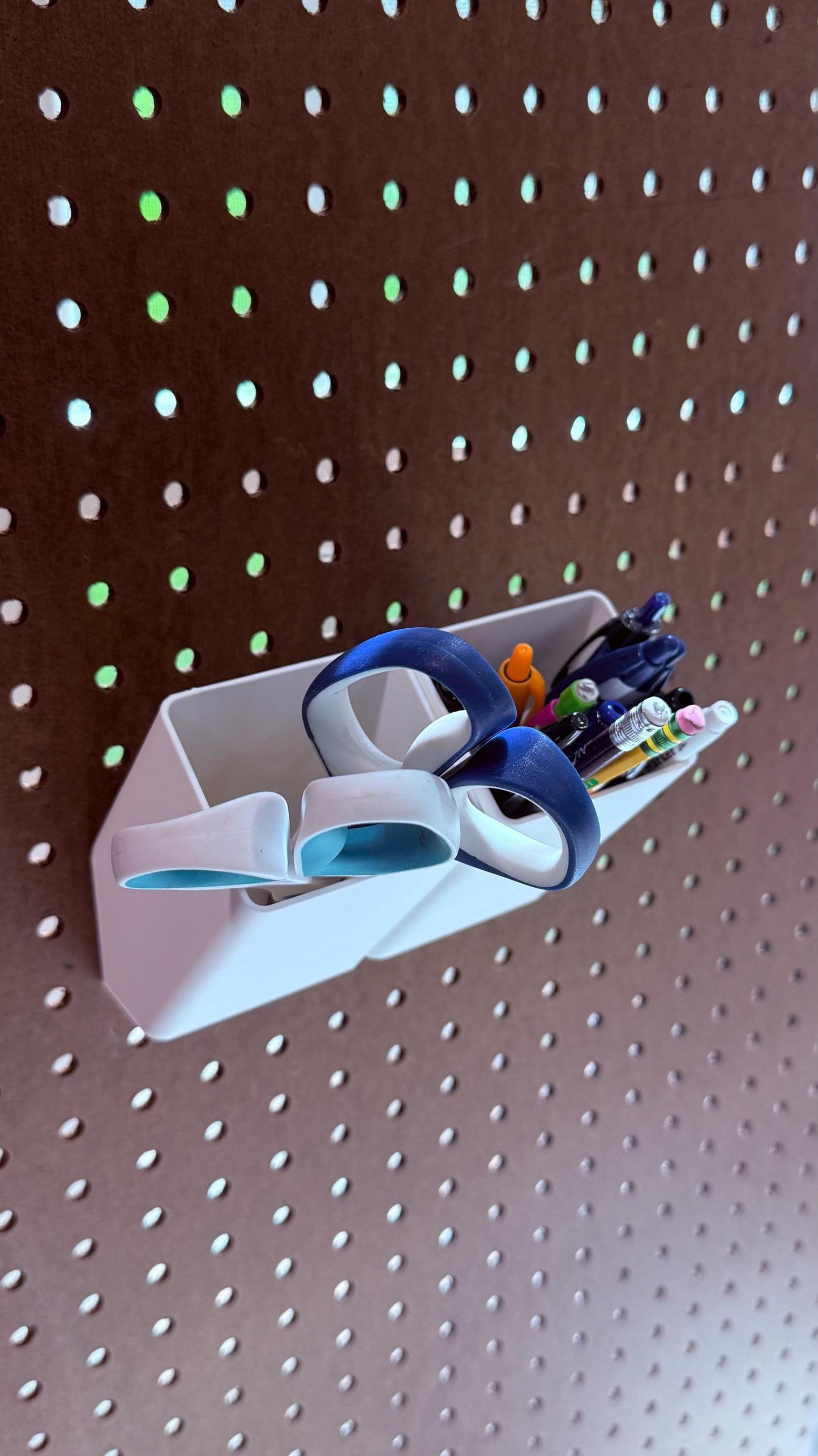 1/4” Pegboard Slanted Pencil Holder – Multiple Sizes – Open Style – 3D Printed Organizer – 30+ Colors