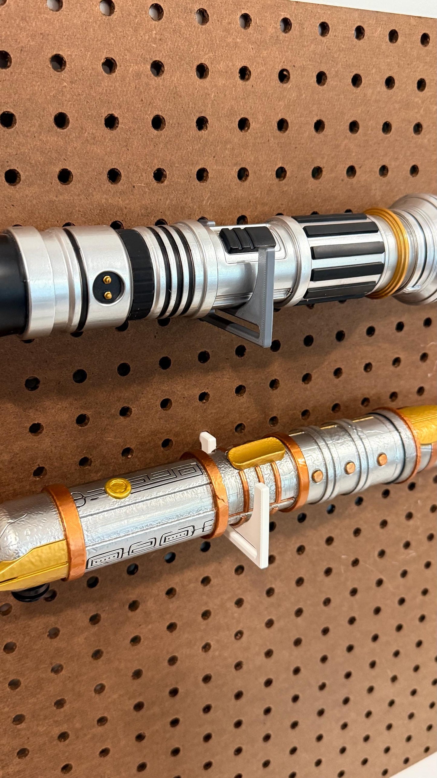 Lightsaber Mount – Hilt + Blade Display Hook Set (Fits 1/4” Pegboard)