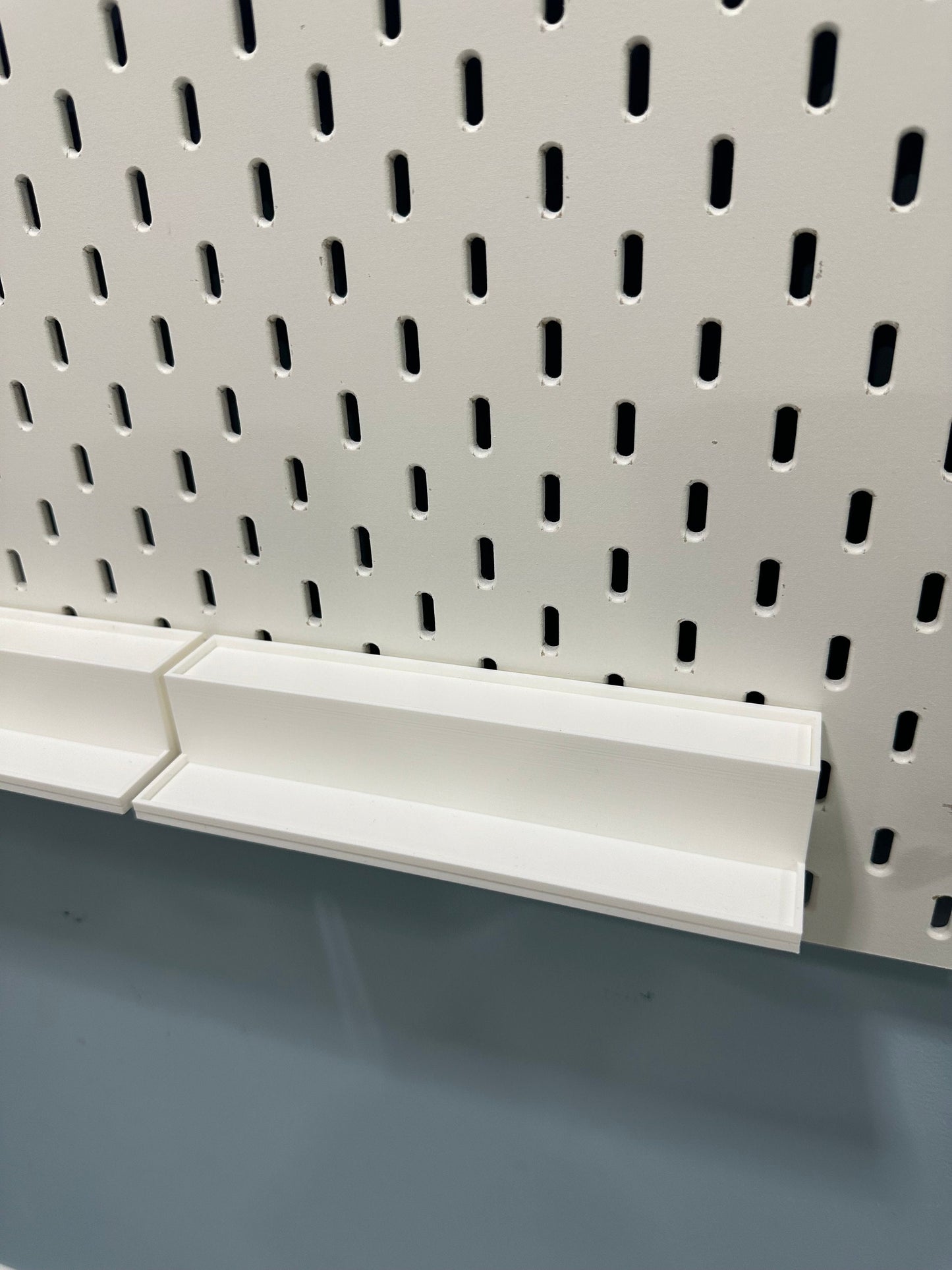 LEGO Minifigure display shelf for IKEA SKADIS pegboard