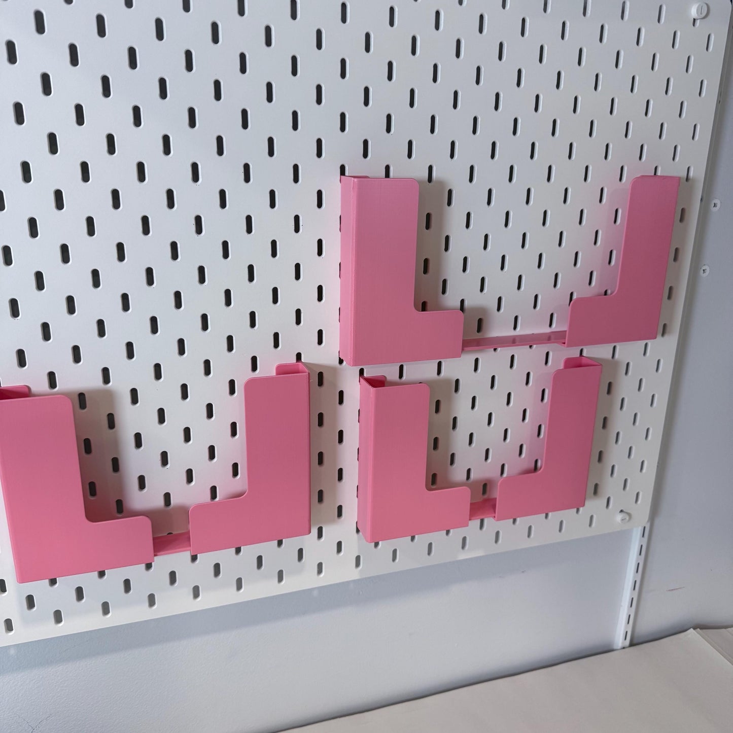 Adjustable Paper & Tablet Holder for IKEA SKÅDIS Pegboard - Document and Notebook Holder - Desk Organizer - 30+ Colors - 3D Printed