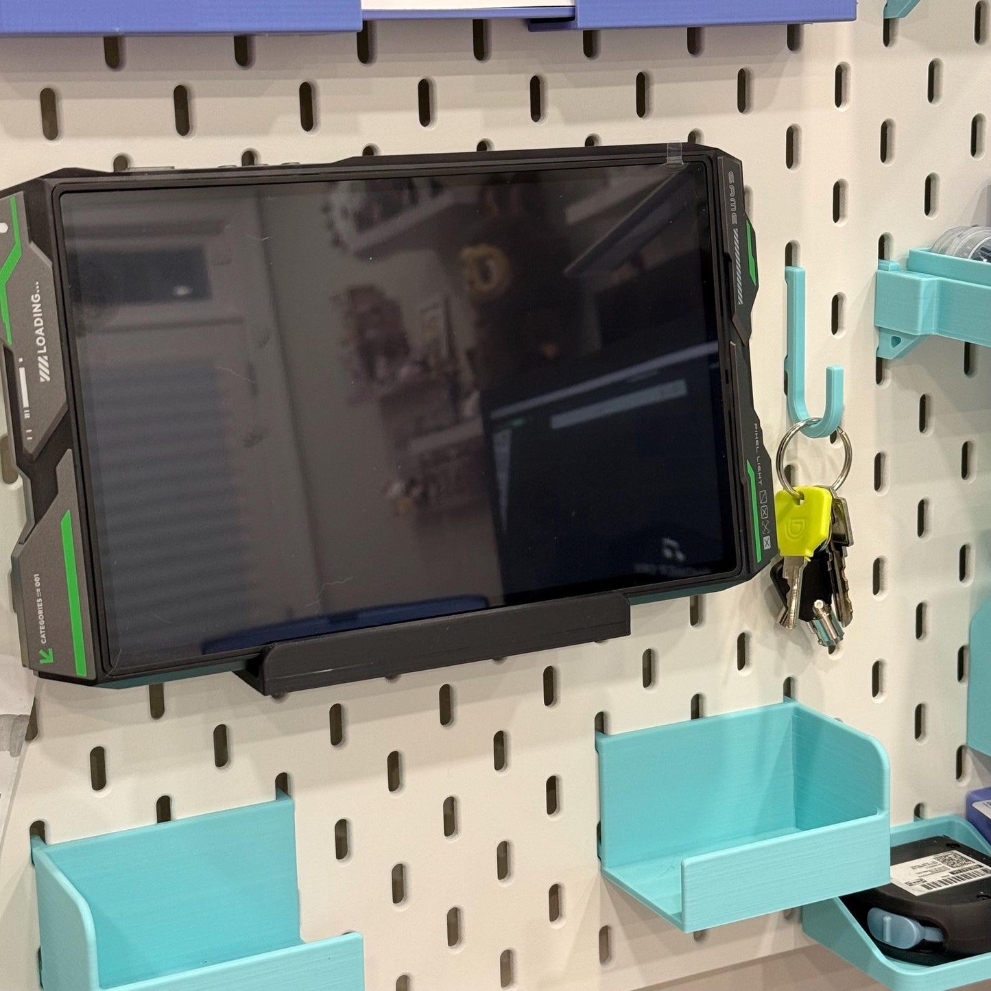 SKÅDIS Govee Pixel Art Display Mount – Secure Wall Display with Cable Clamp