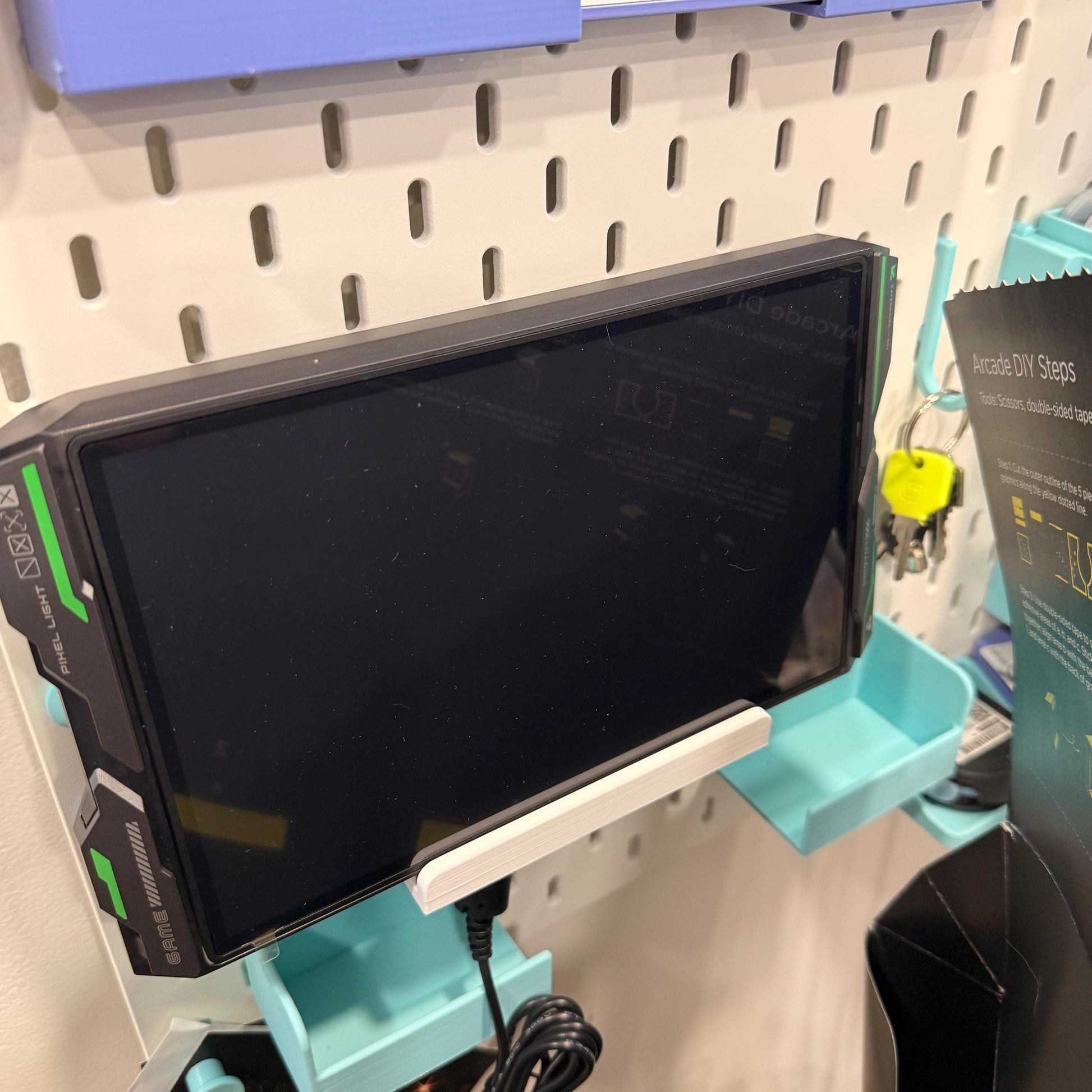 SKÅDIS Govee Pixel Art Display Mount – Secure Wall Display with Cable Clamp