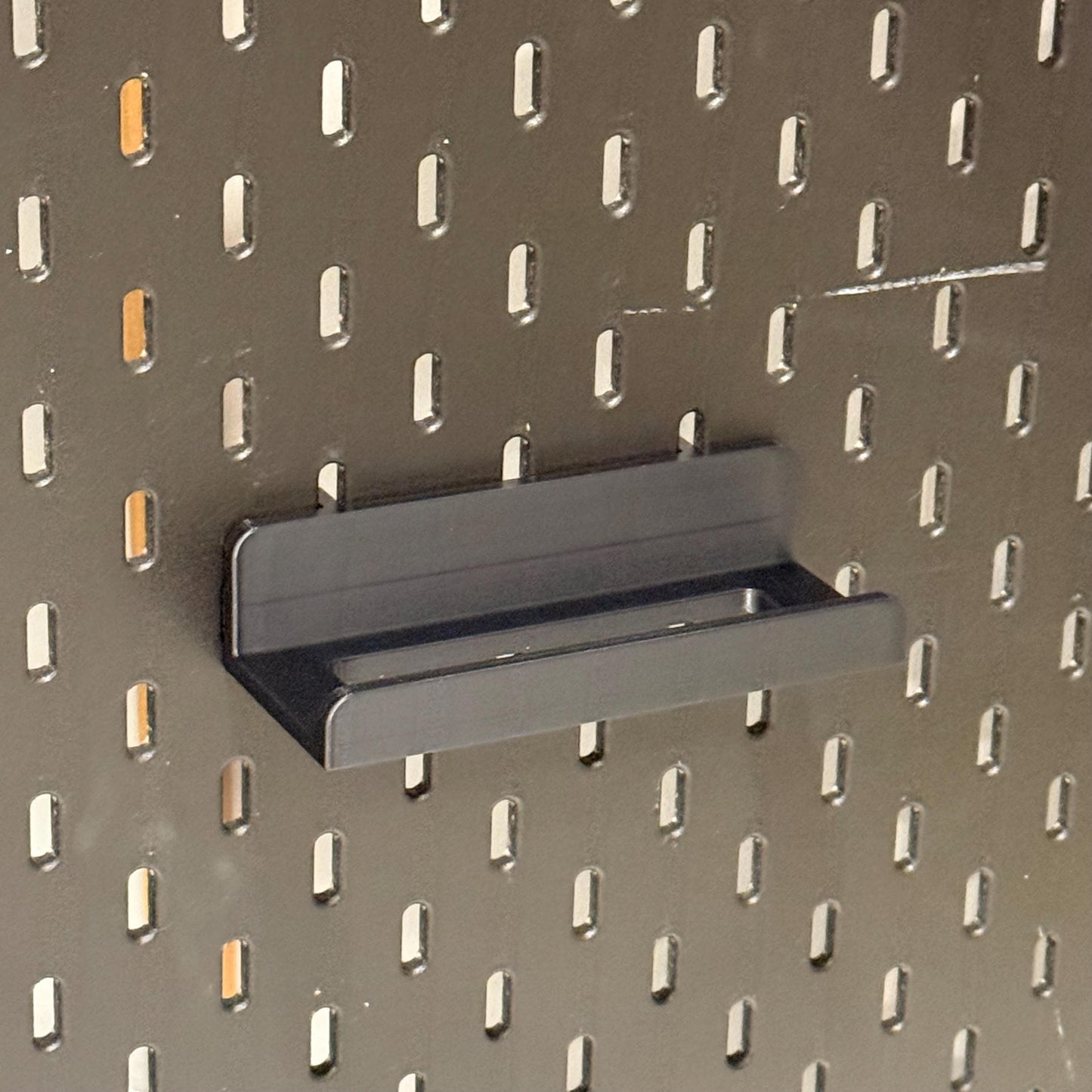 SKÅDIS Govee Pixel Art Display Mount – Secure Wall Display with Cable Clamp