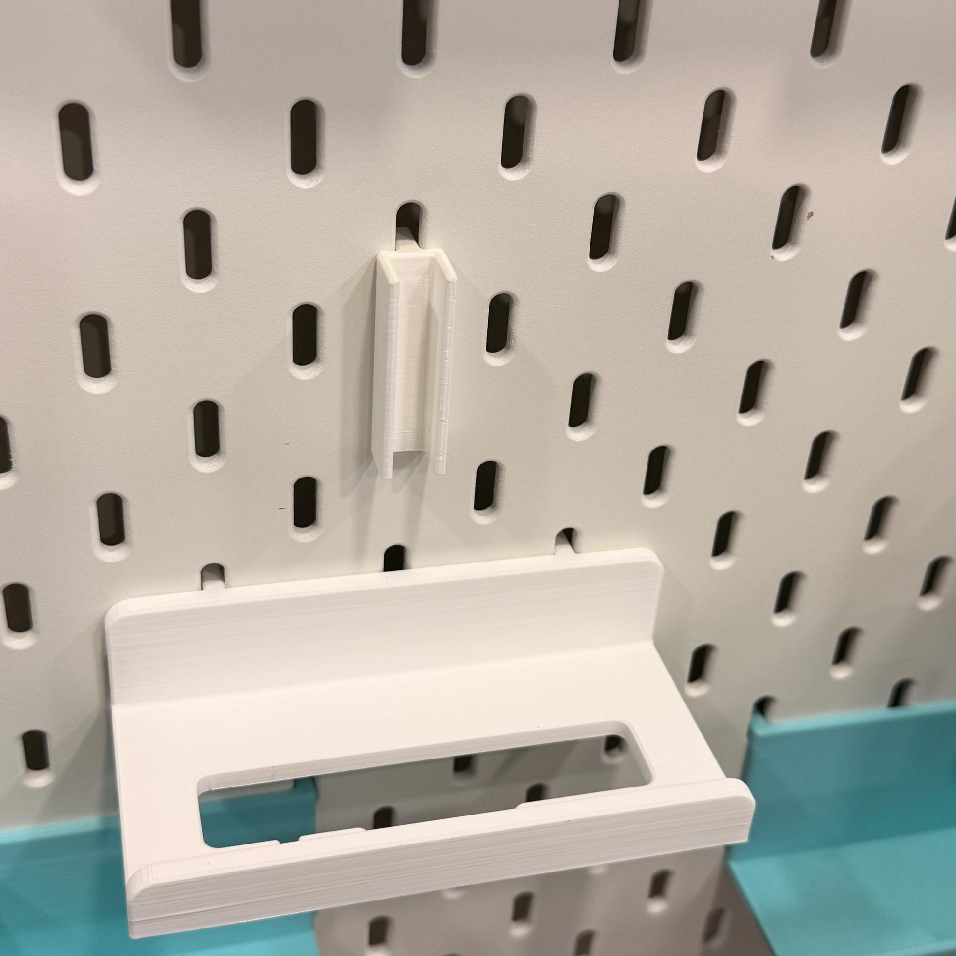 SKÅDIS Govee Pixel Art Display Mount – Secure Wall Display with Cable Clamp