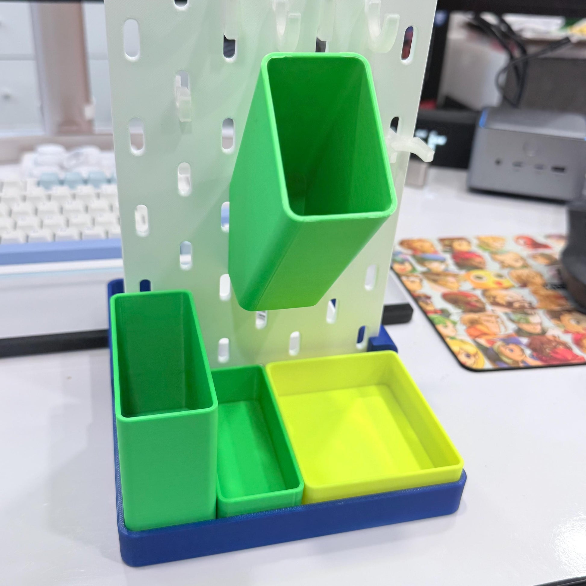 Freestanding SKÅDIS Desktop Pegboard - 3D Printed Desk Organizer with Modular Tray - Office, Crafts, Vanity - 30+ Colors