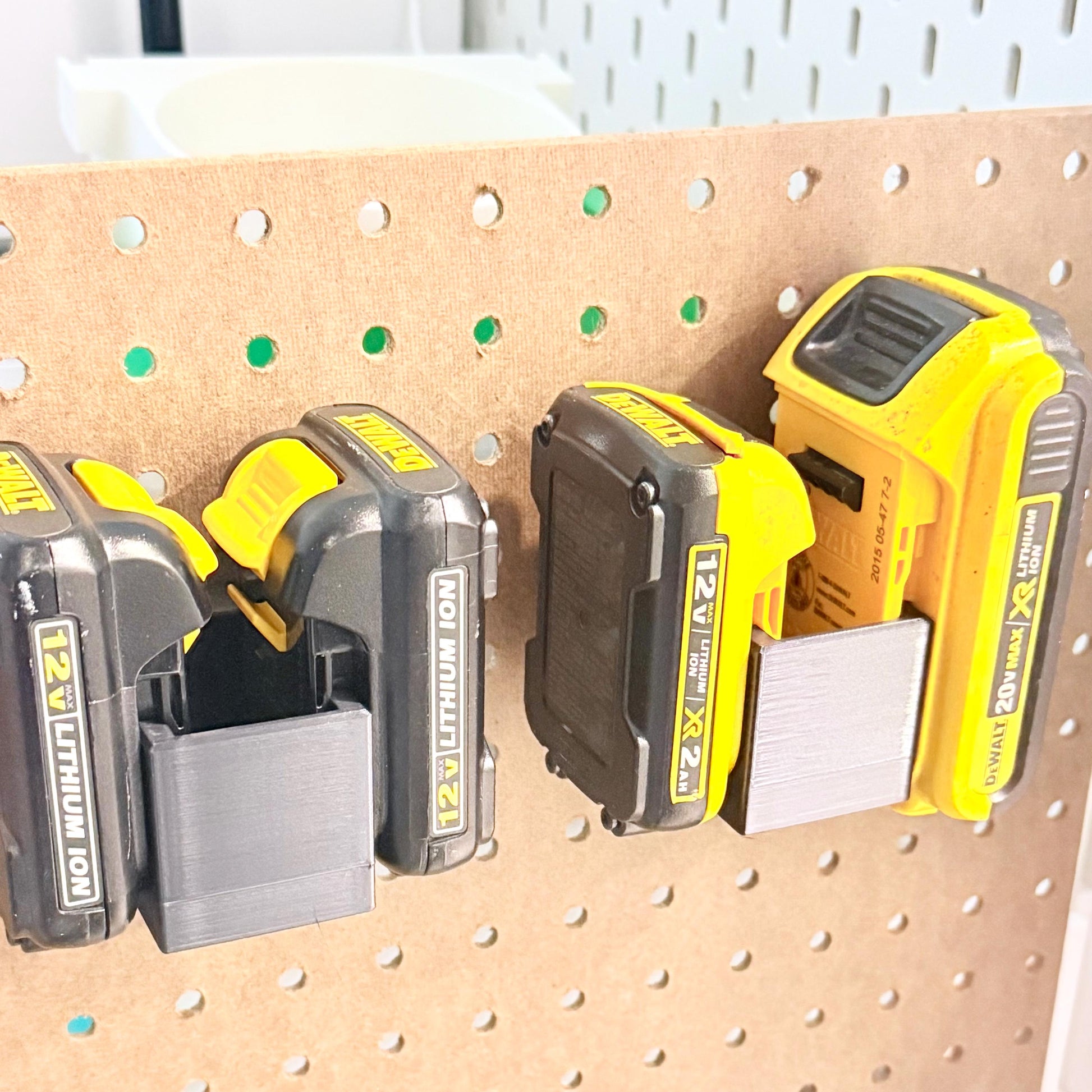 DeWalt Battery Holder – Dual – Pegboard Mount – 20V MAX Compact & Standard