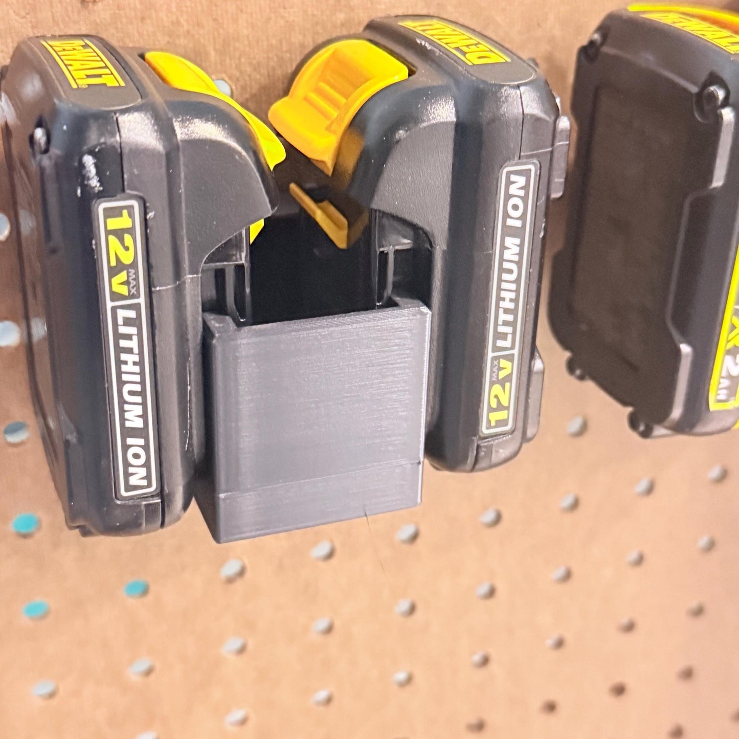 DeWalt Battery Holder – Dual – Pegboard Mount – 20V MAX Compact & Standard