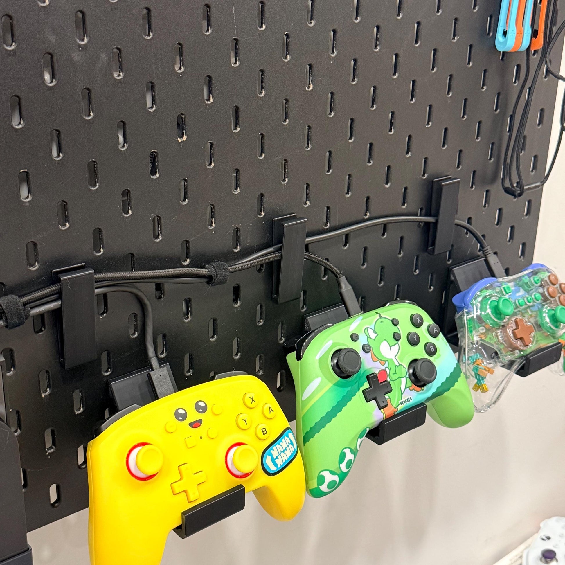 Cable Clips compatible with IKEA SKÅDIS pegboards - Vertical and Horizontal