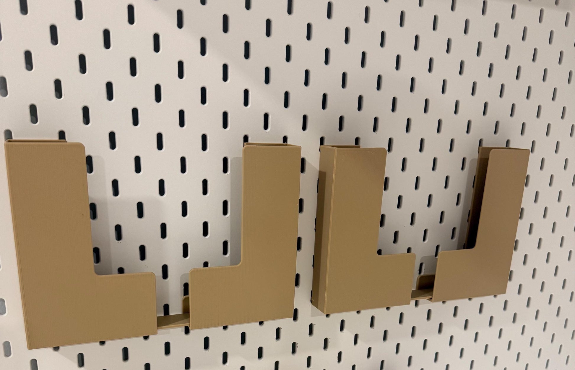 Adjustable Paper & Tablet Holder for IKEA SKÅDIS Pegboard - Document and Notebook Holder - Desk Organizer - 30+ Colors - 3D Printed