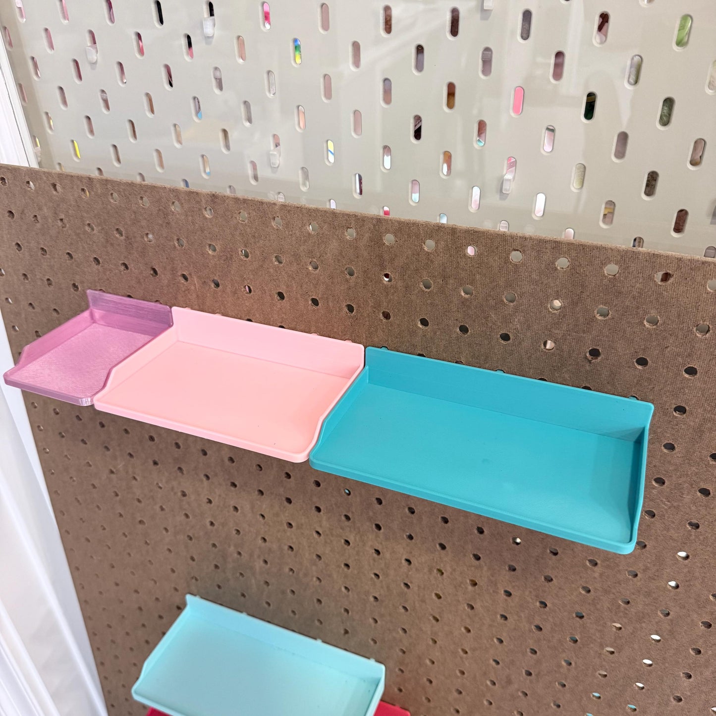 1/4" Pegboard Shelf with Built-In Pegs - 3D Printed One-Piece Clean-Fit Design - 10 Sizes, 2 Depths - 30+ Colors