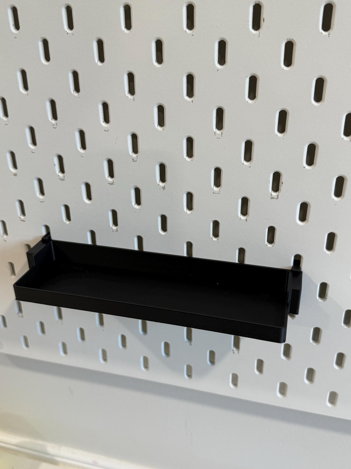 Game Console Dock Shelf for IKEA SKÅDIS Pegboard - 3D Printed Wall Mount with Mini Controller Holder - 30+ Colors