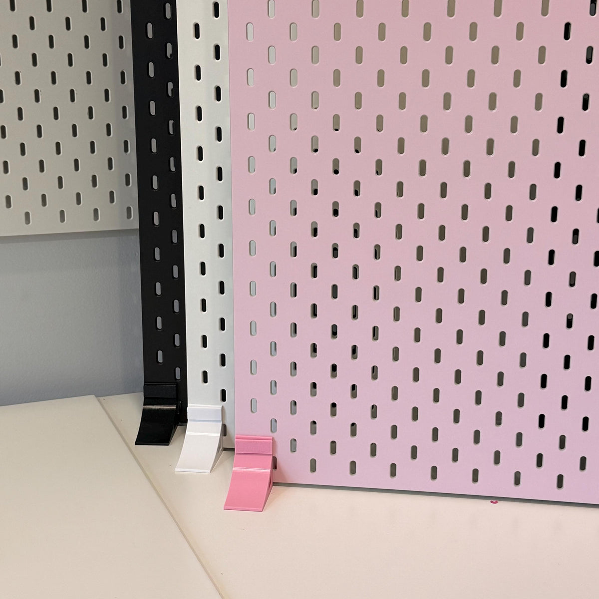 SKÅDIS Free-Standing Feet for IKEA Pegboard - 3D Printed Desktop Stand Attachment for Display, Crafts, Office