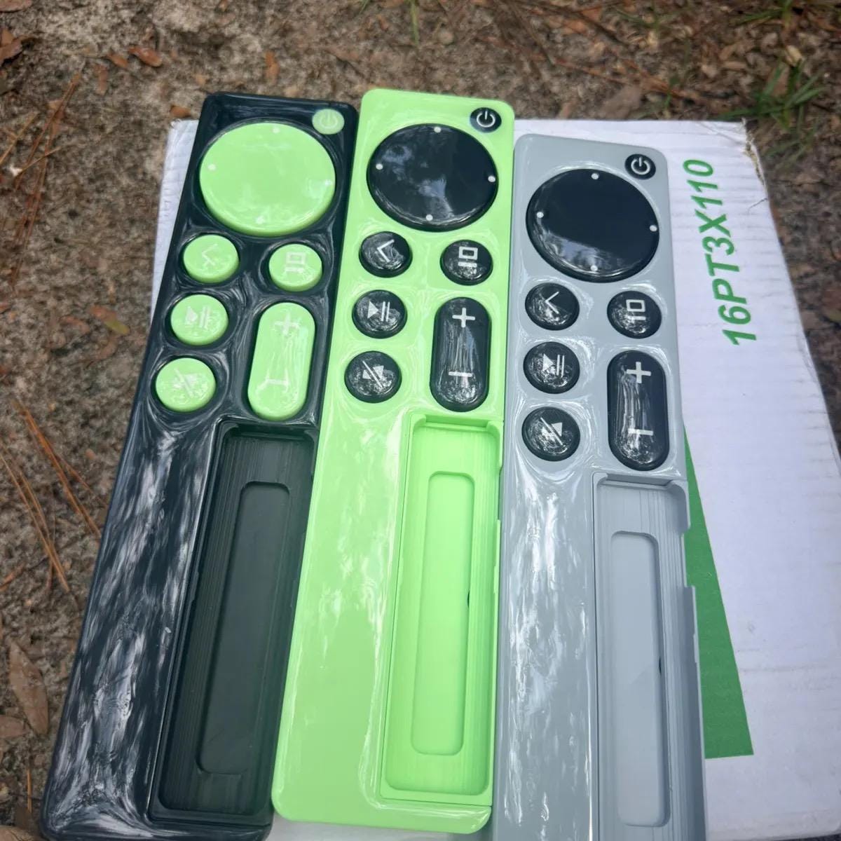 Oversized Apple TV Siri Remote Case - Fidget Buttons - 3D Printed Custom Cover - Gen 3 Compatible - 30+ Colors