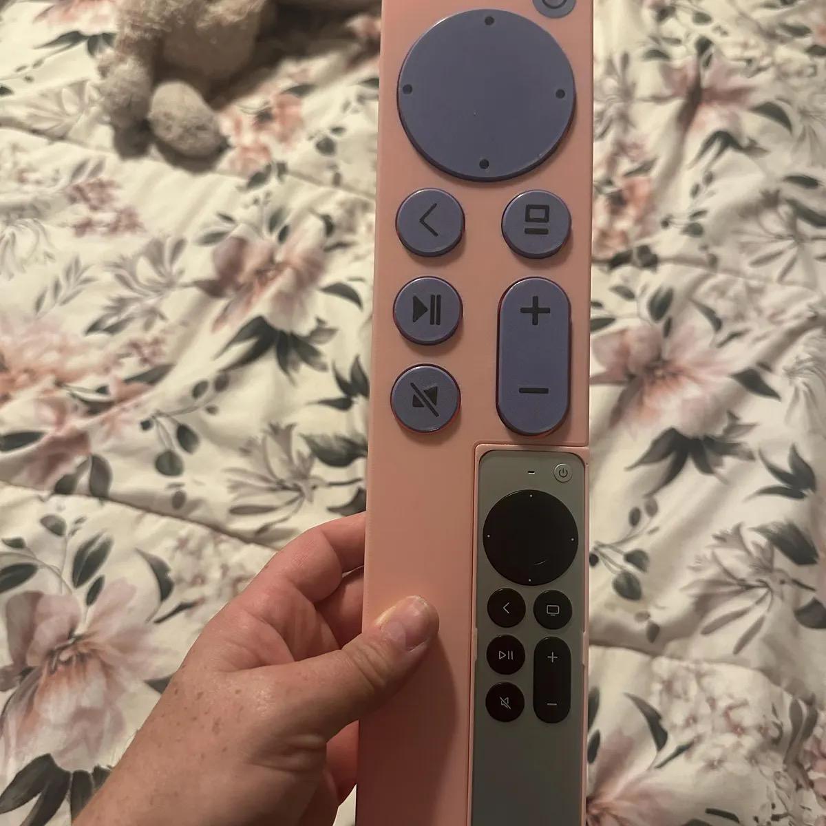 Oversized Apple TV Siri Remote Case - Fidget Buttons - 3D Printed Custom Cover - Gen 3 Compatible - 30+ Colors