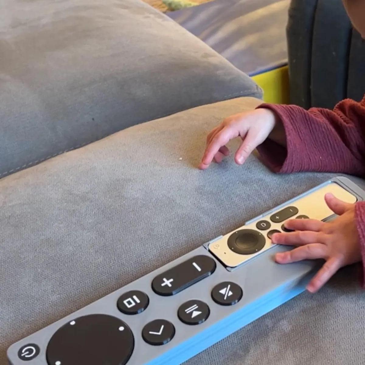 Oversized Apple TV Siri Remote Case - Fidget Buttons - 3D Printed Custom Cover - Gen 3 Compatible - 30+ Colors