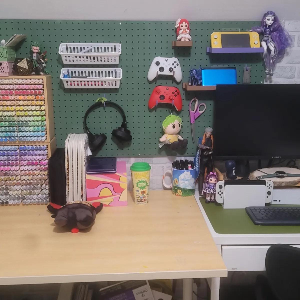 Pegboard Hooks: Multi-Purpose Durable Office, Craft Room, Kitchen Organizer - 3D Printed